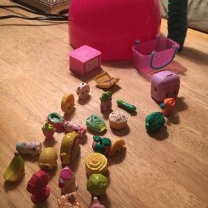 Shopkins collectibles
